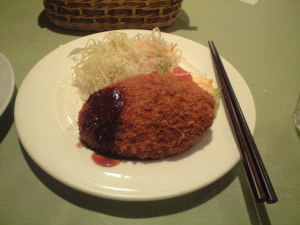 レストラン七條のメンチカツ